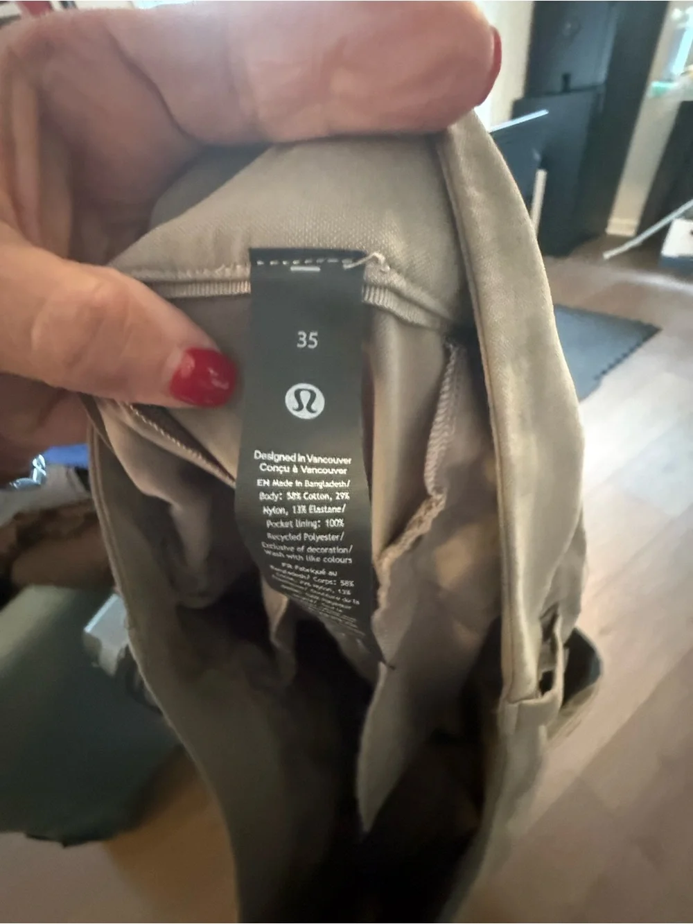 lululemon athletica Men's Chinos in Light Tan